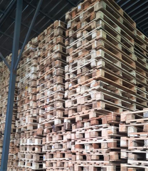 Продаем поддоны,                             паллеты